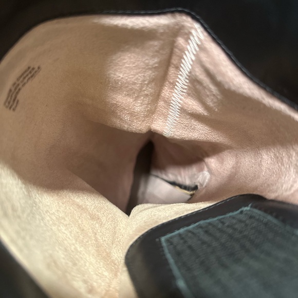 ♦️ Michael Kors Black knee high leather boots with gold studs size 5.5 - Picture 12 of 16